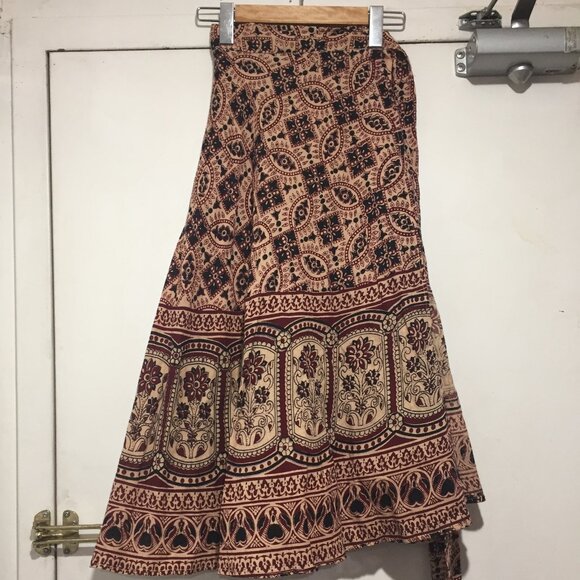 VINTAGE RINA BLOCK PRINT WRAP SKIRTS - Picture 4 of 6